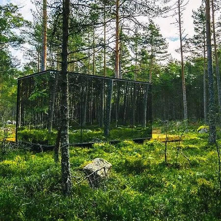 Oeoed Hoetels Rooslepa - Fika, Mysa , Skoent-With Sauna Exterior photo