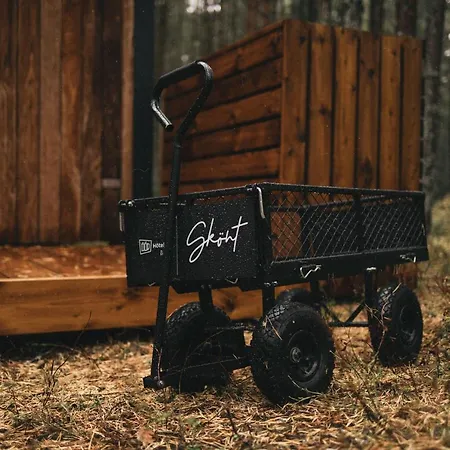 Oeoed Hoetels Rooslepa - Fika, Mysa , Skoent-With Sauna Exterior photo